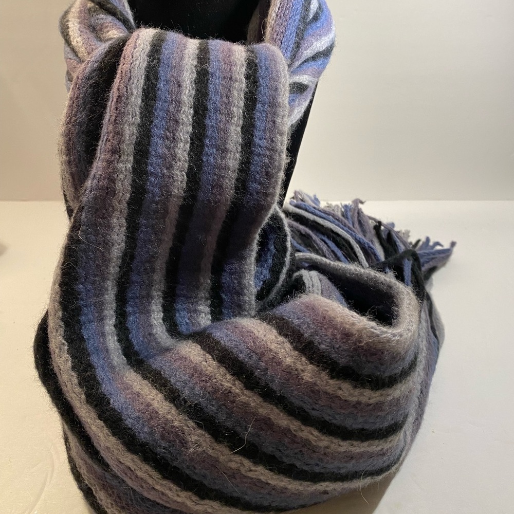 Laila Rowe Blue/Gray Scarf